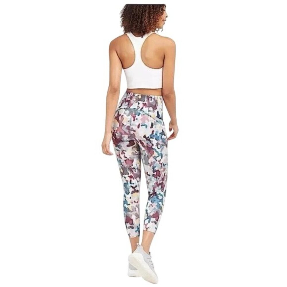 Spanx Women's Size Large Booty Boost Active Leggings Camo Ruby Print 7/8 Length - Picture 4 of 7